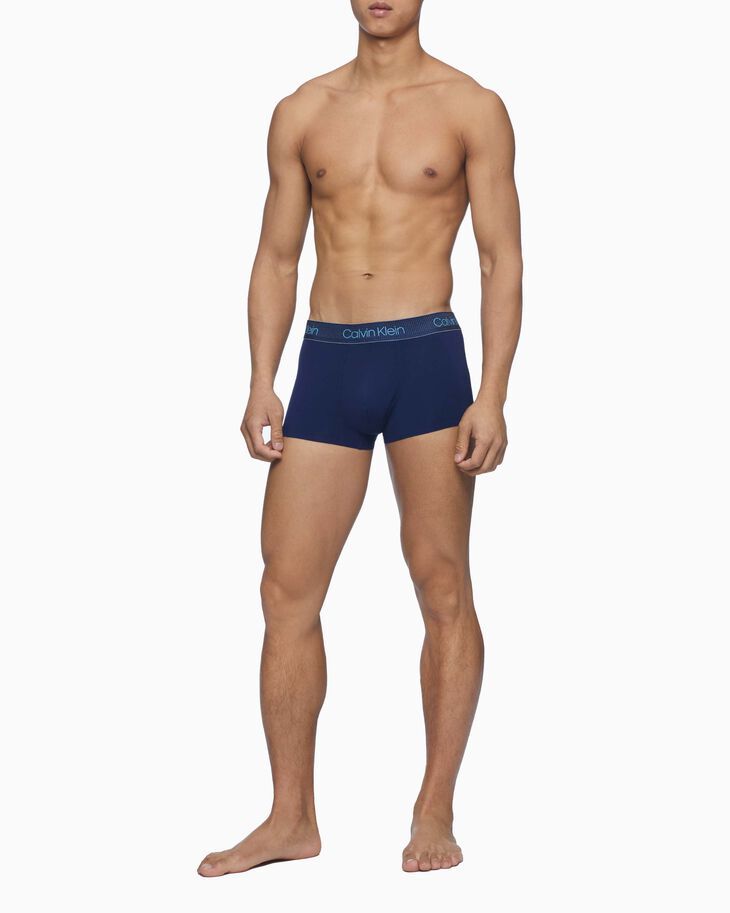 Calvin Klein - Quần lót nam Low Rise Trunk NB21-7S25