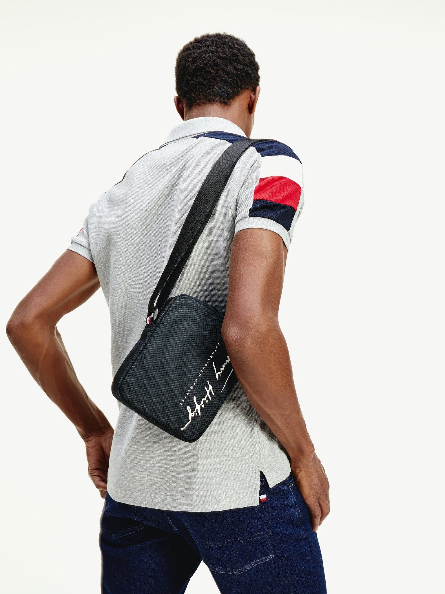 Tommy Hilfiger - Túi đeo chéo nam Signature Mini Bag AM21-2F20
