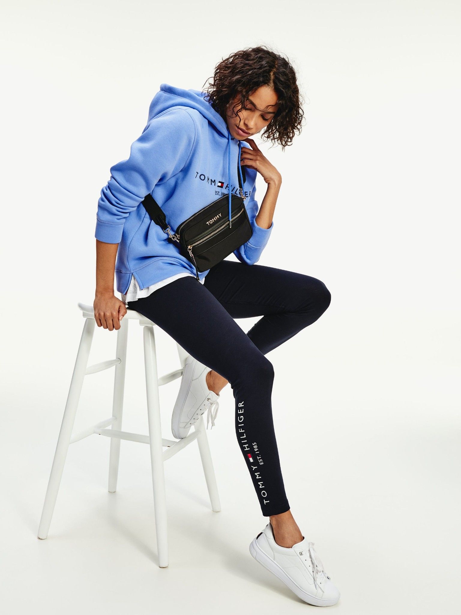Tommy Hilfiger - Túi xách nữ Nylon Crossover AW21-A820