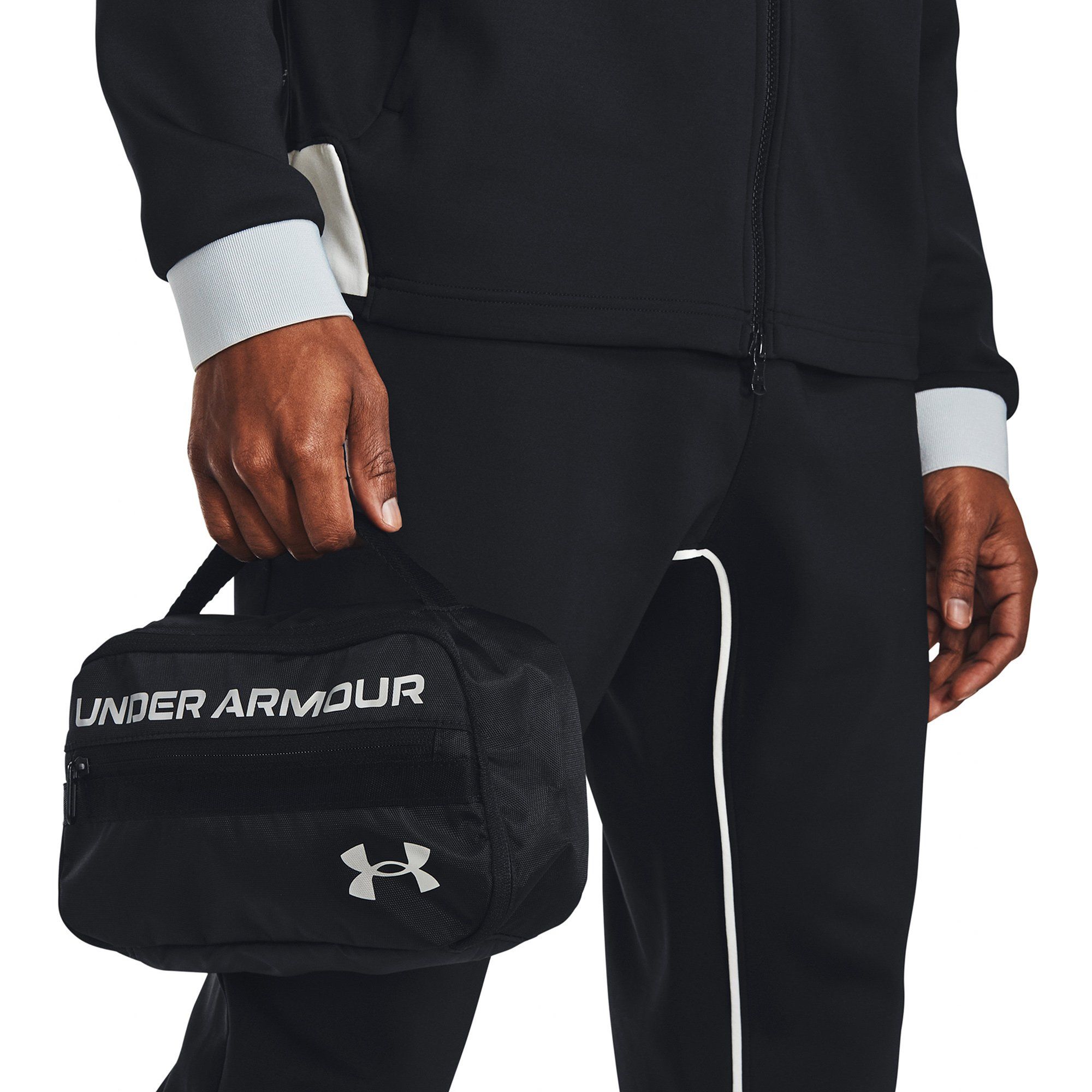 Under Armour - Túi Nam Nữ Bags Contain Travel Kit Training SS21-1361