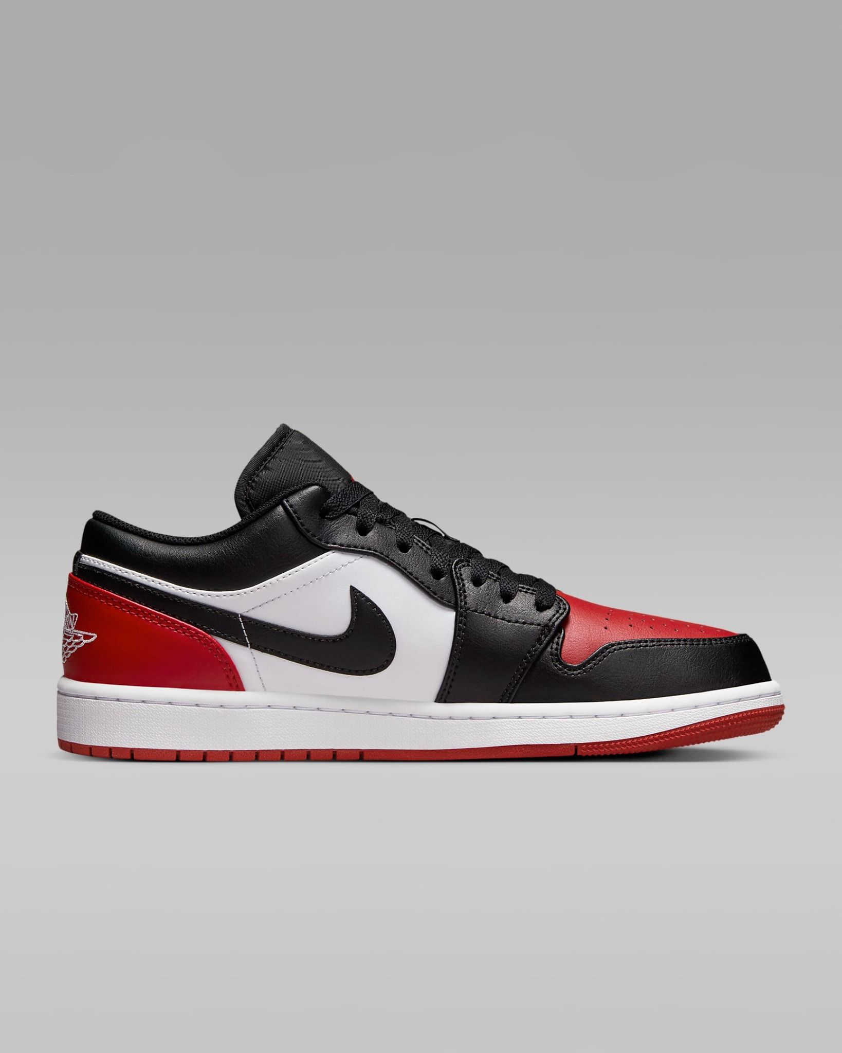 Nike - Giày Thời Trang Thể Thao Nam Air Jordan 1 Low Men'S Shoes