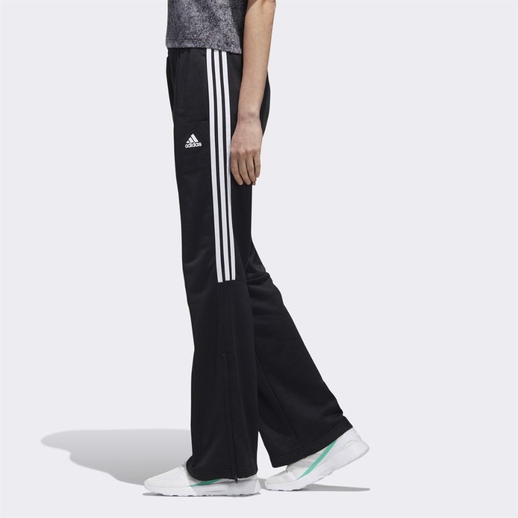 adidas - Quần dài Nữ New A Wide Pants FW20-GD29
