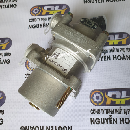  Cóc đạp thắng xe Shacman F3000 