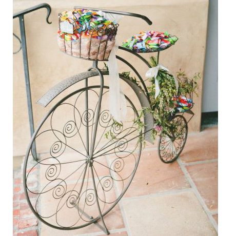 xe đạp chở hoa