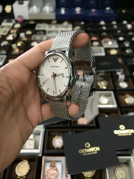 ar1812 armani watch