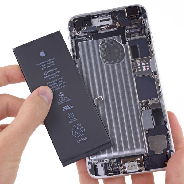Thay pin iPhone 6 Plus