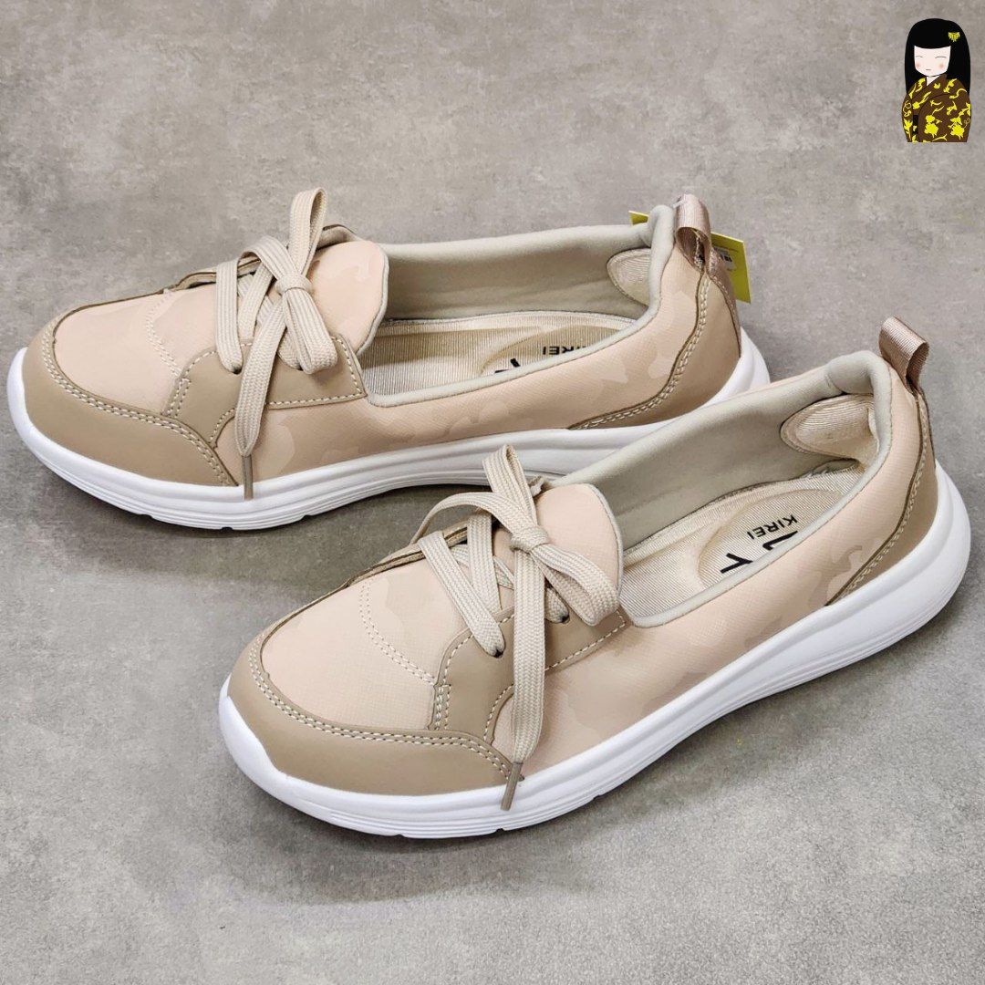 Giày Kirei Walk on Breathable Cột dây BG Kem Camo