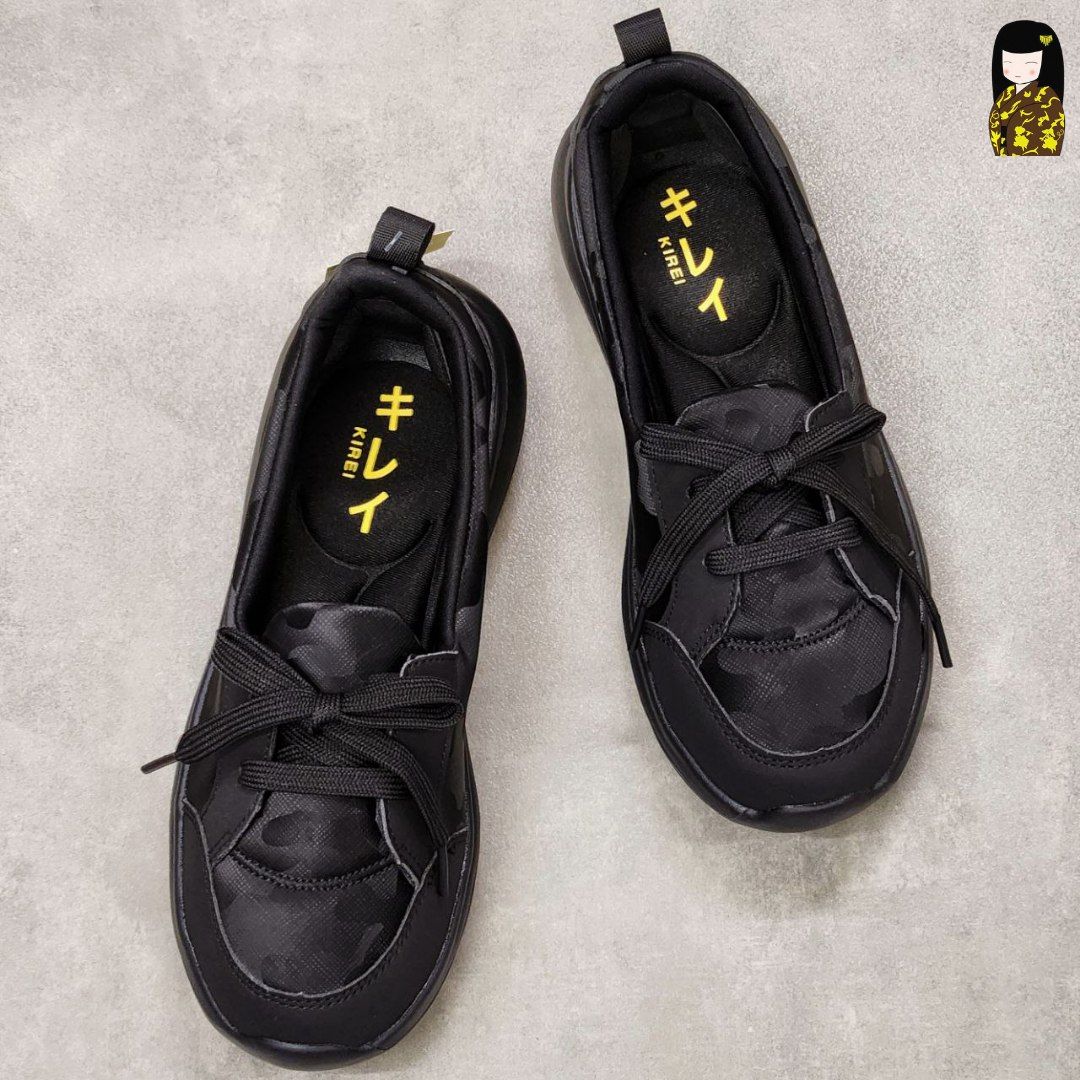 Giày Kirei Walk on Breathable Cột dây BG Đen Camo