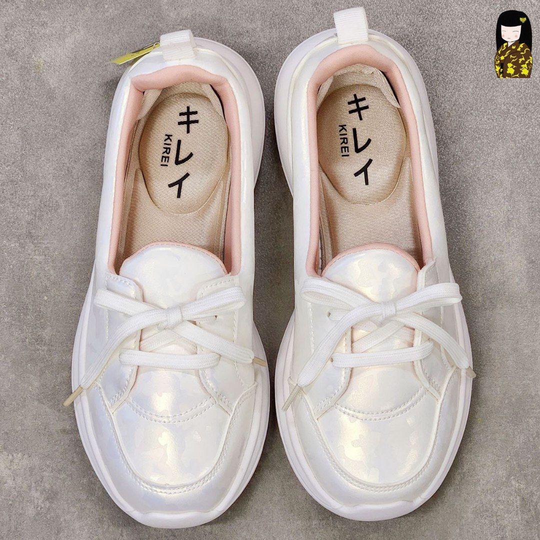 Giày Kirei Walk on Breathable Cột dây BG Trắng Camo