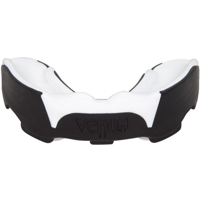 Bảo Hộ Răng Venum Predator Mouthguard - Black/White