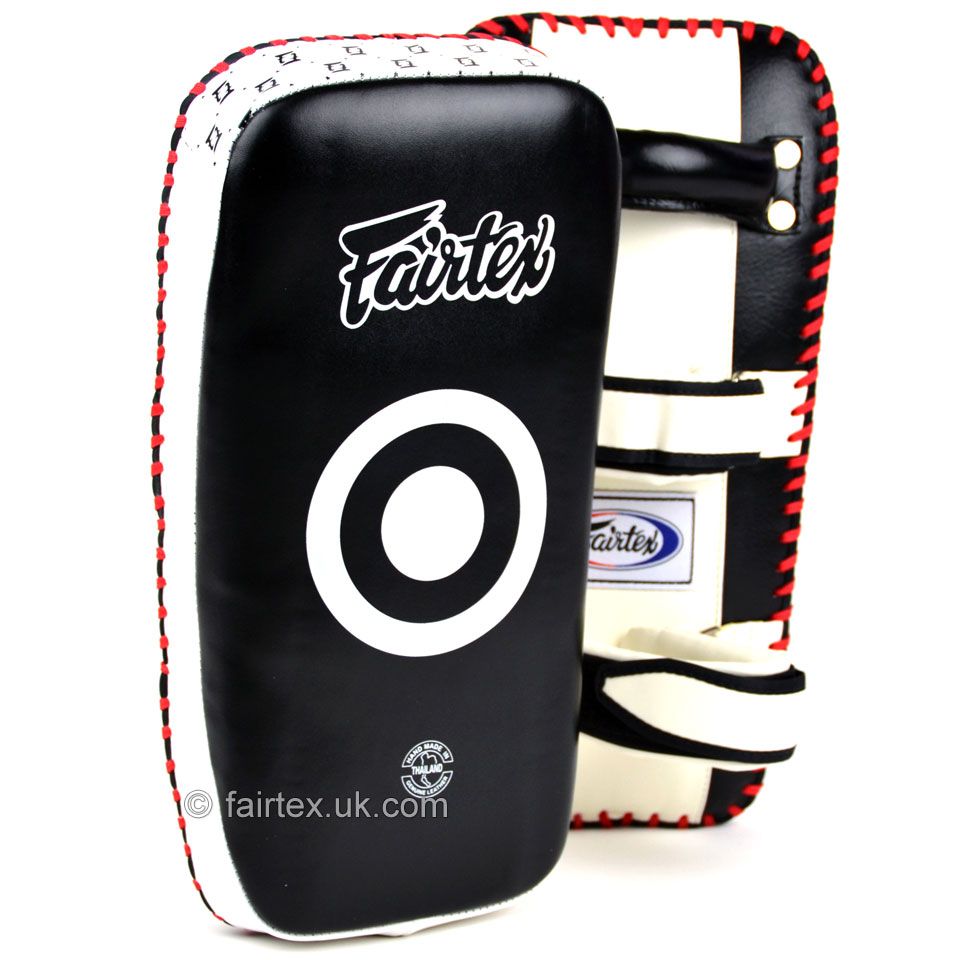 ĐÍCH ĐÁ FAIRTEX KPLC2 CURVED THAI KICK PADS