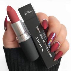 Son MAC 923 Stay Curious - Powder Kiss Lipstick