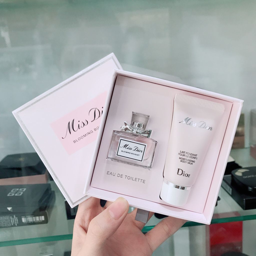 Set Nước Hoa Và Lotion Milk Miss Dior Blooming Bouquet ( 5ML + 20ML)