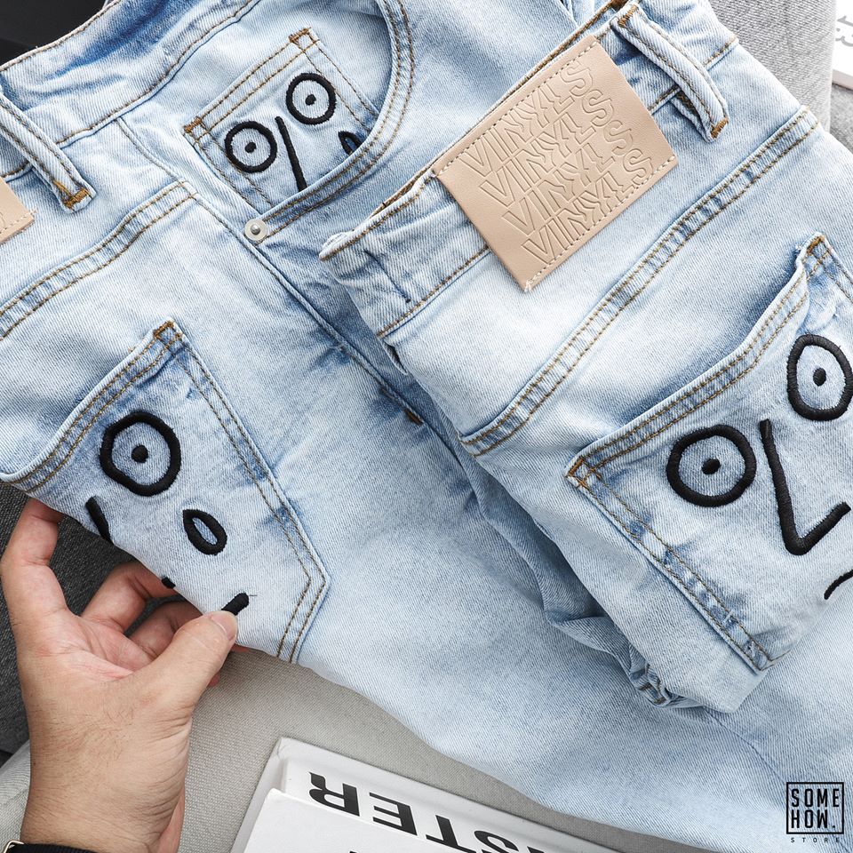 Jeans Stereo Light