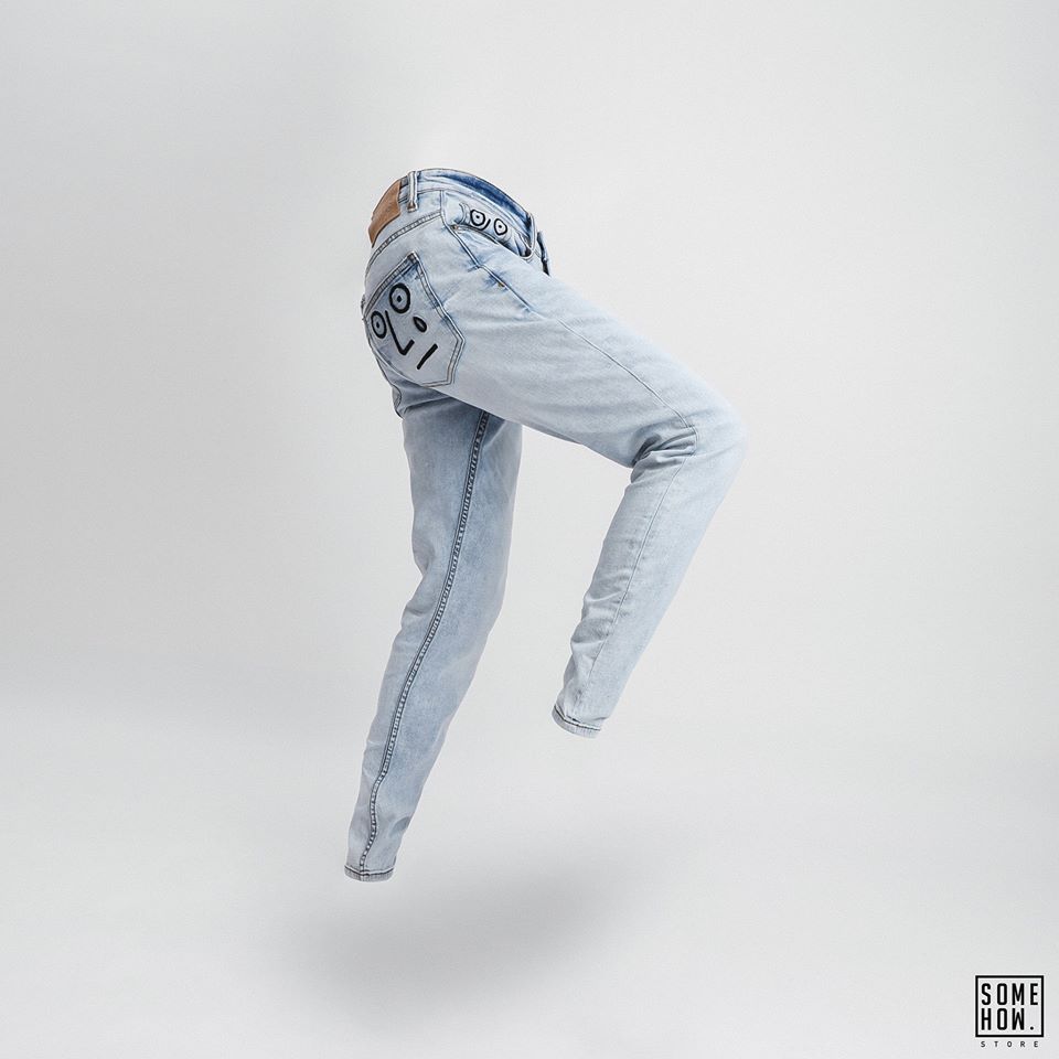 Jeans Stereo Light