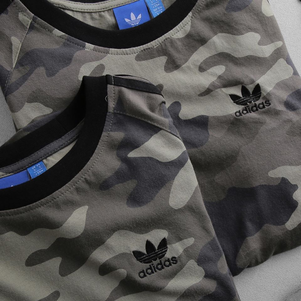 Áo Thun Das Camo
