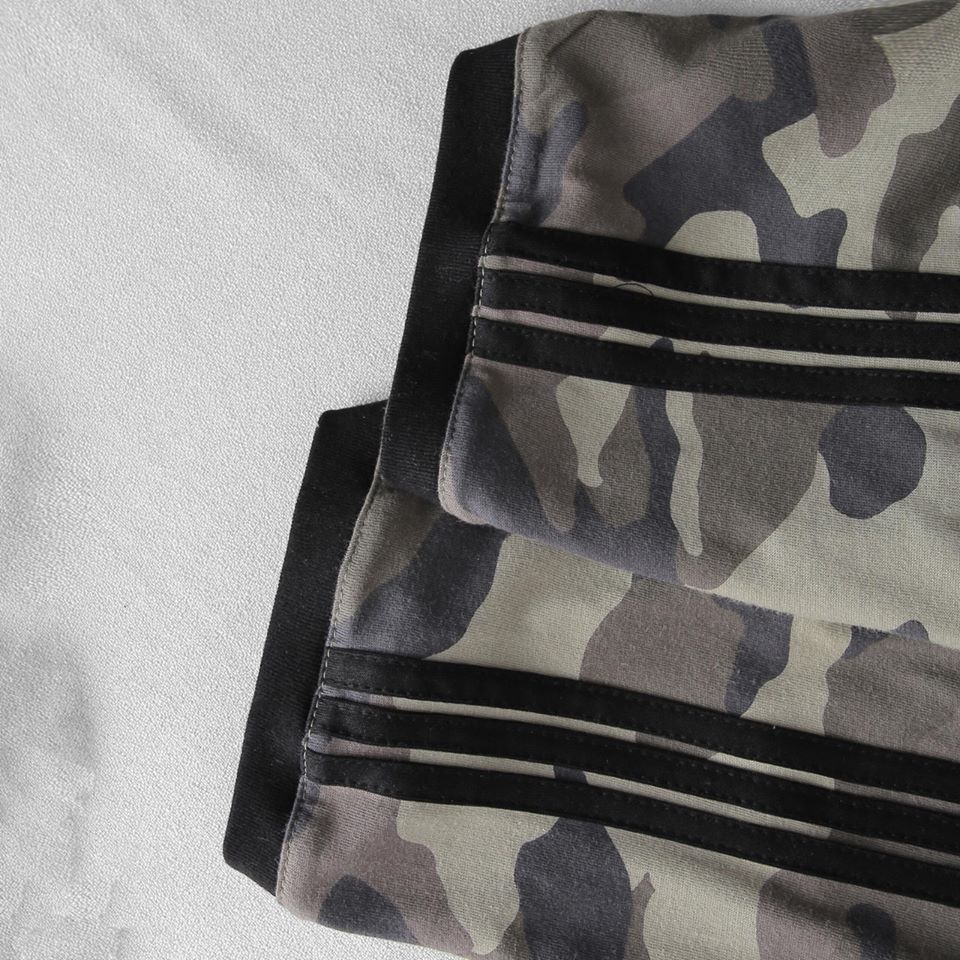 Áo Thun Das Camo