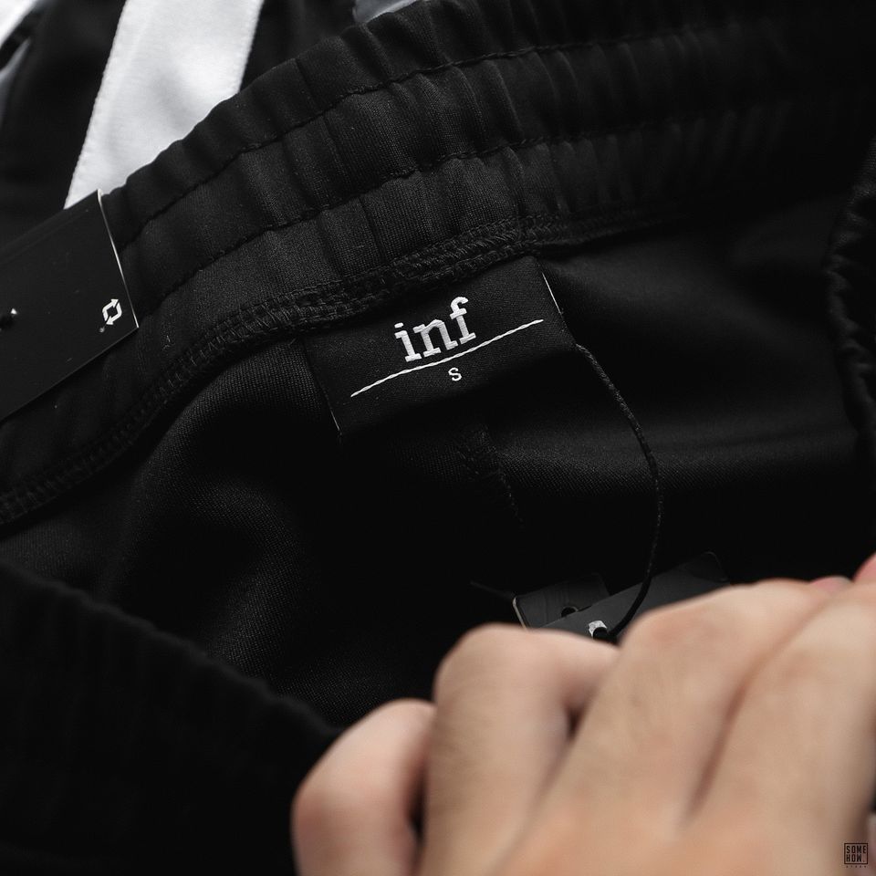 Jogger INF Nút Bấm Hông