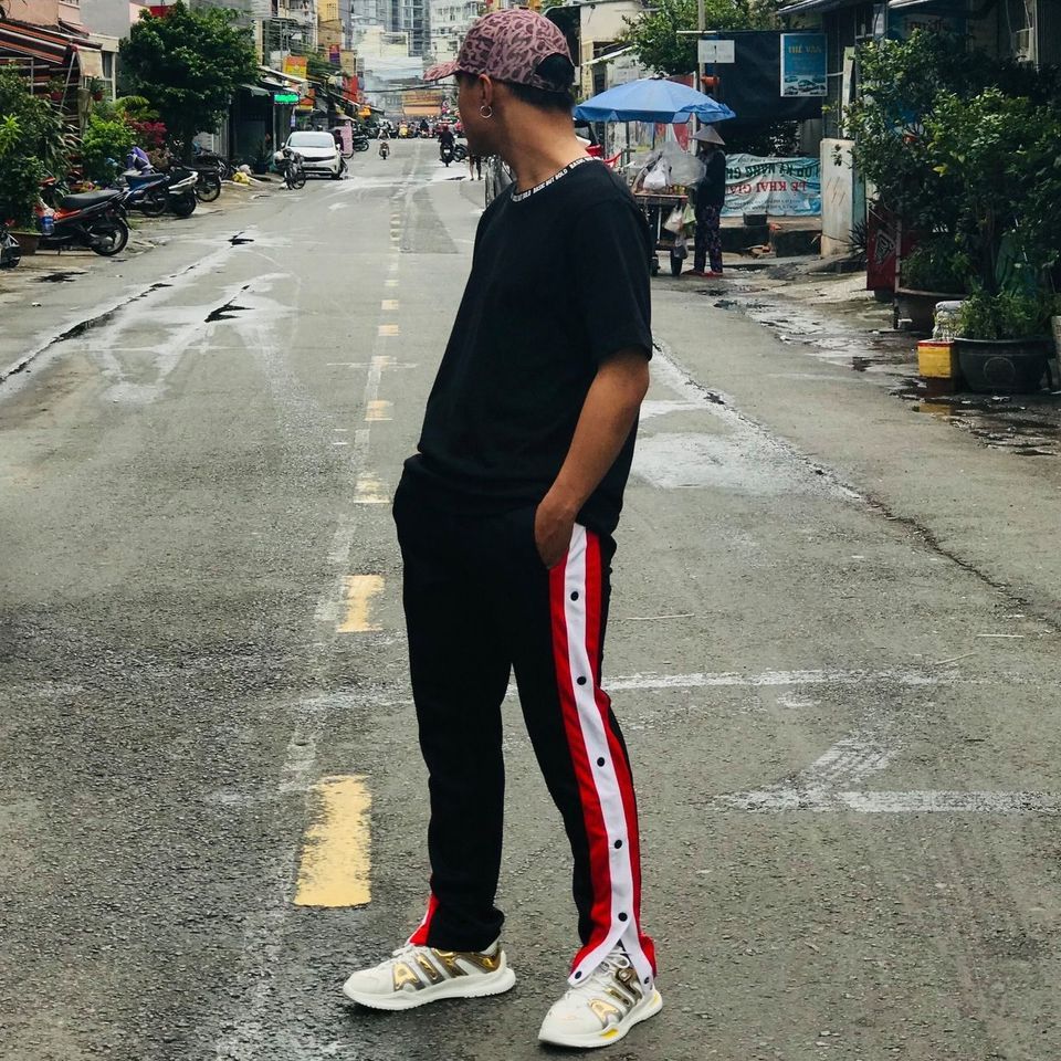 Jogger INF Nút Bấm Hông