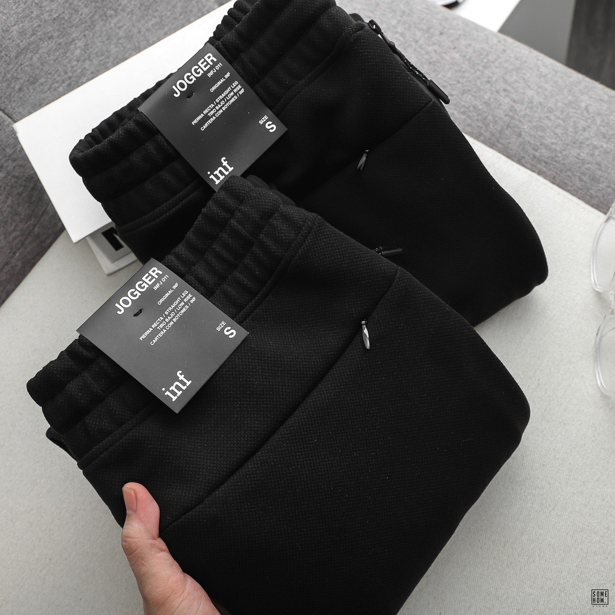 Jogger INF Phối Zip Hông