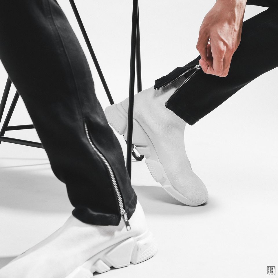 Quần Jean Inf Đen Zipper