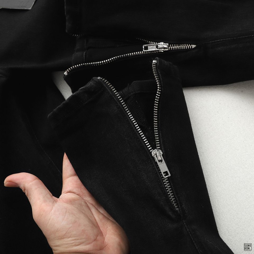 Quần Jean Inf Đen Zipper