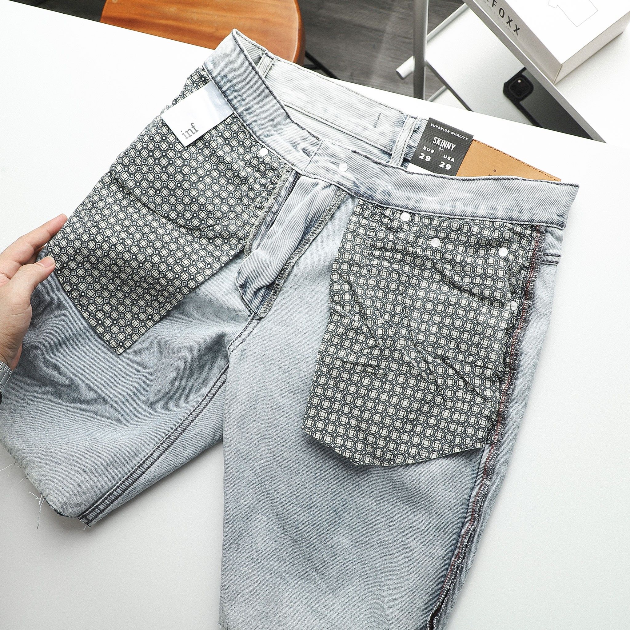 Short Jean Inf Bạc Xả Lai