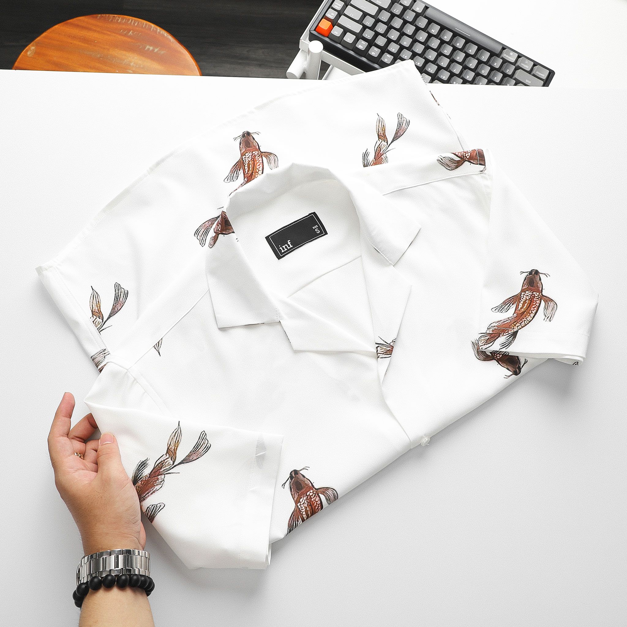 Sơ Mi Carp Print INF