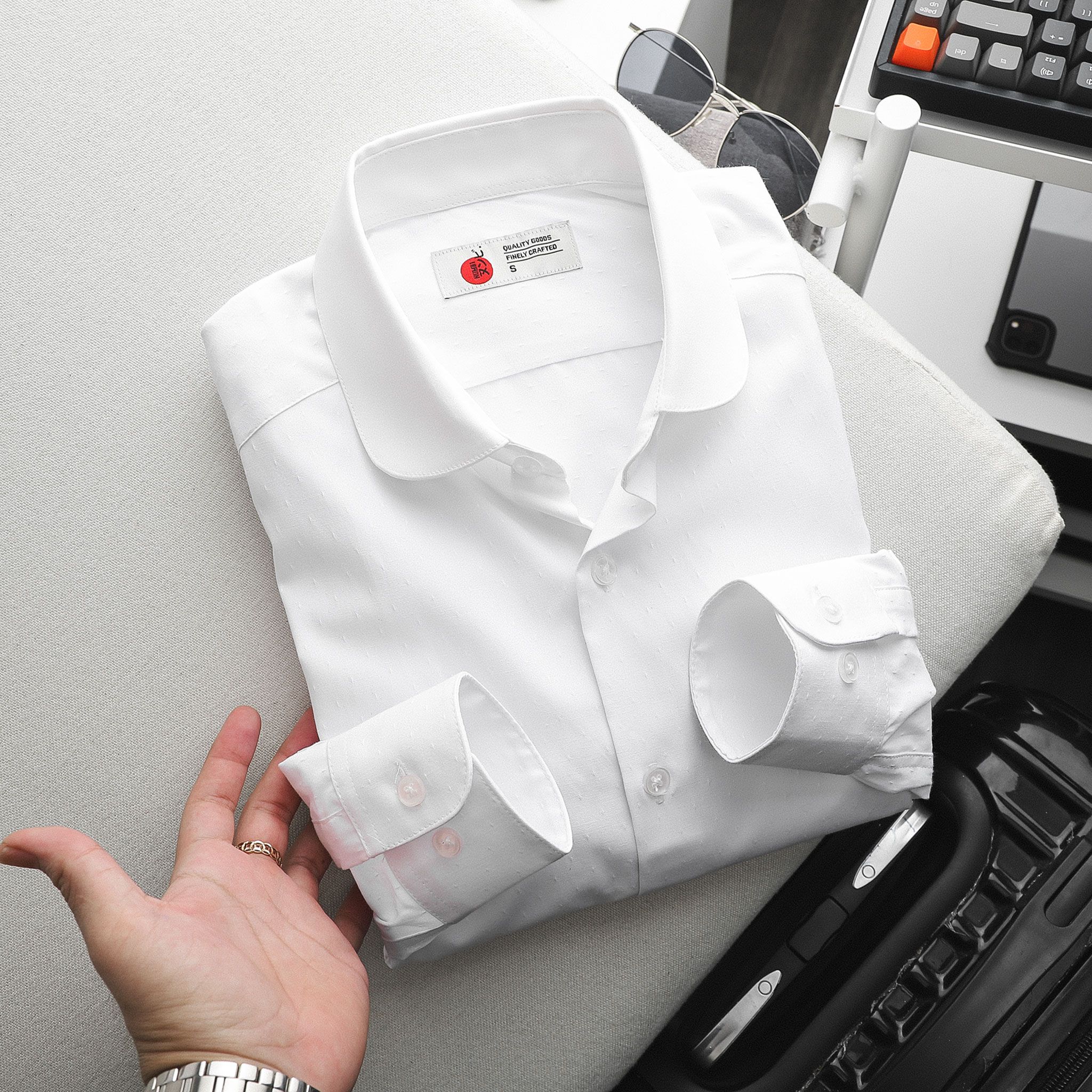 Sơ mi Numbi White Collar