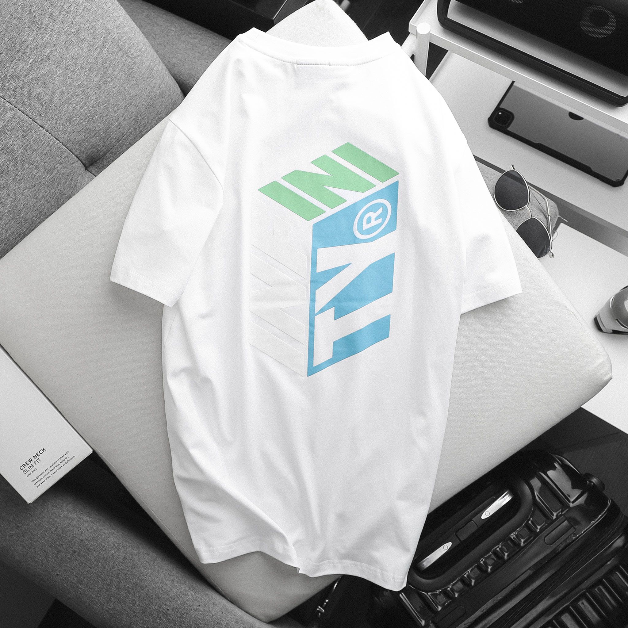 Áo Thun Inf Gradient Logo ĐT