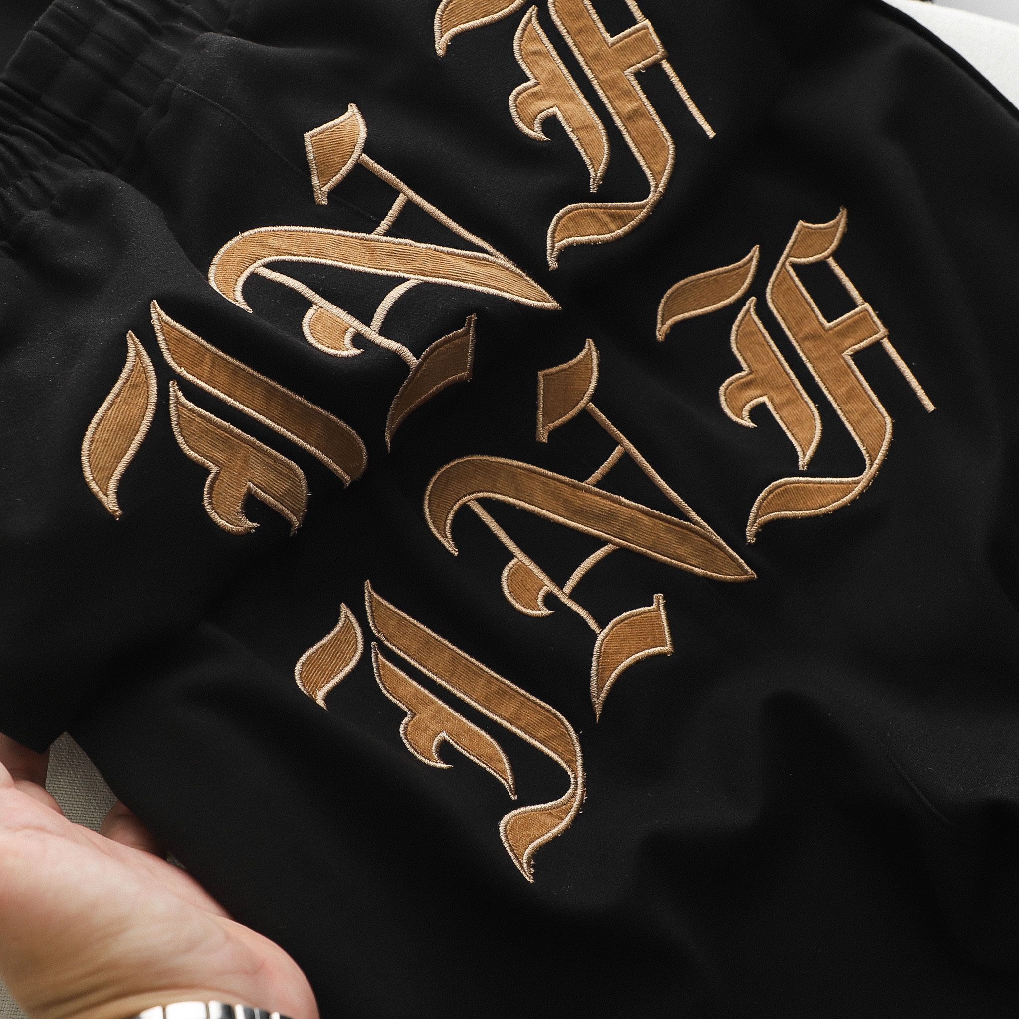 Quần Short INF Creamy Logo