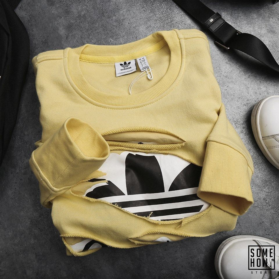 Sweater Das Logo Phối Rách