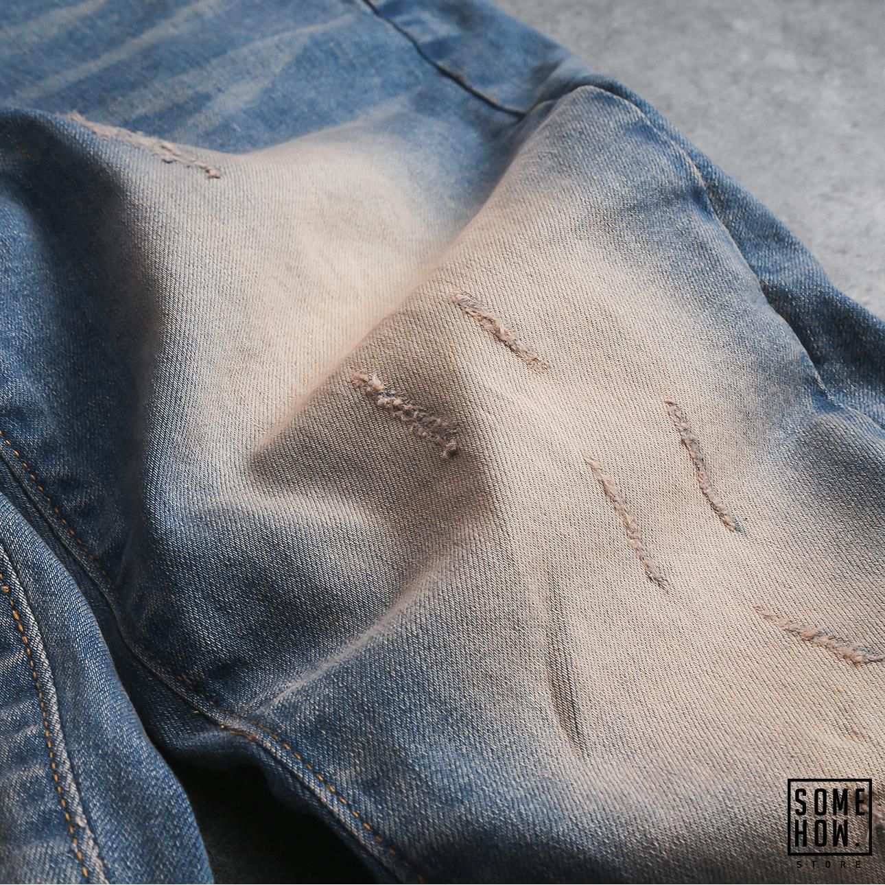 Jean BW Xanh Wash Xước 121