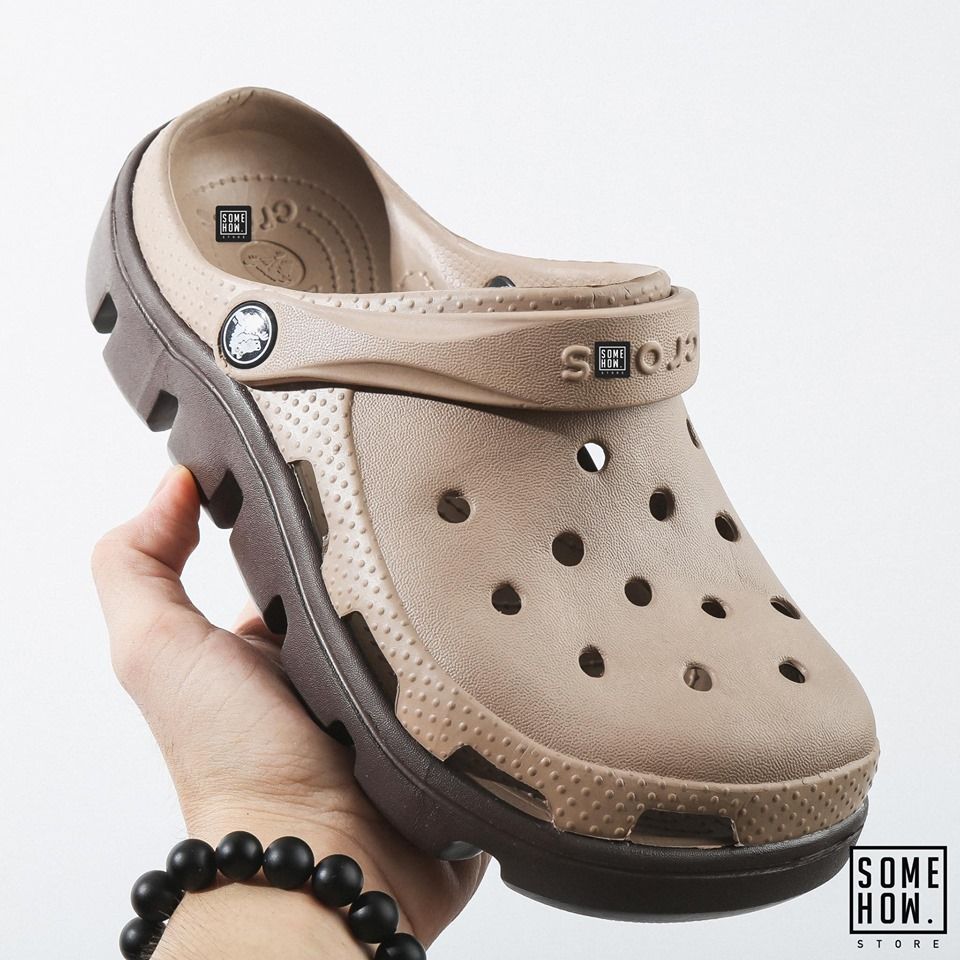 Dép Crocs
