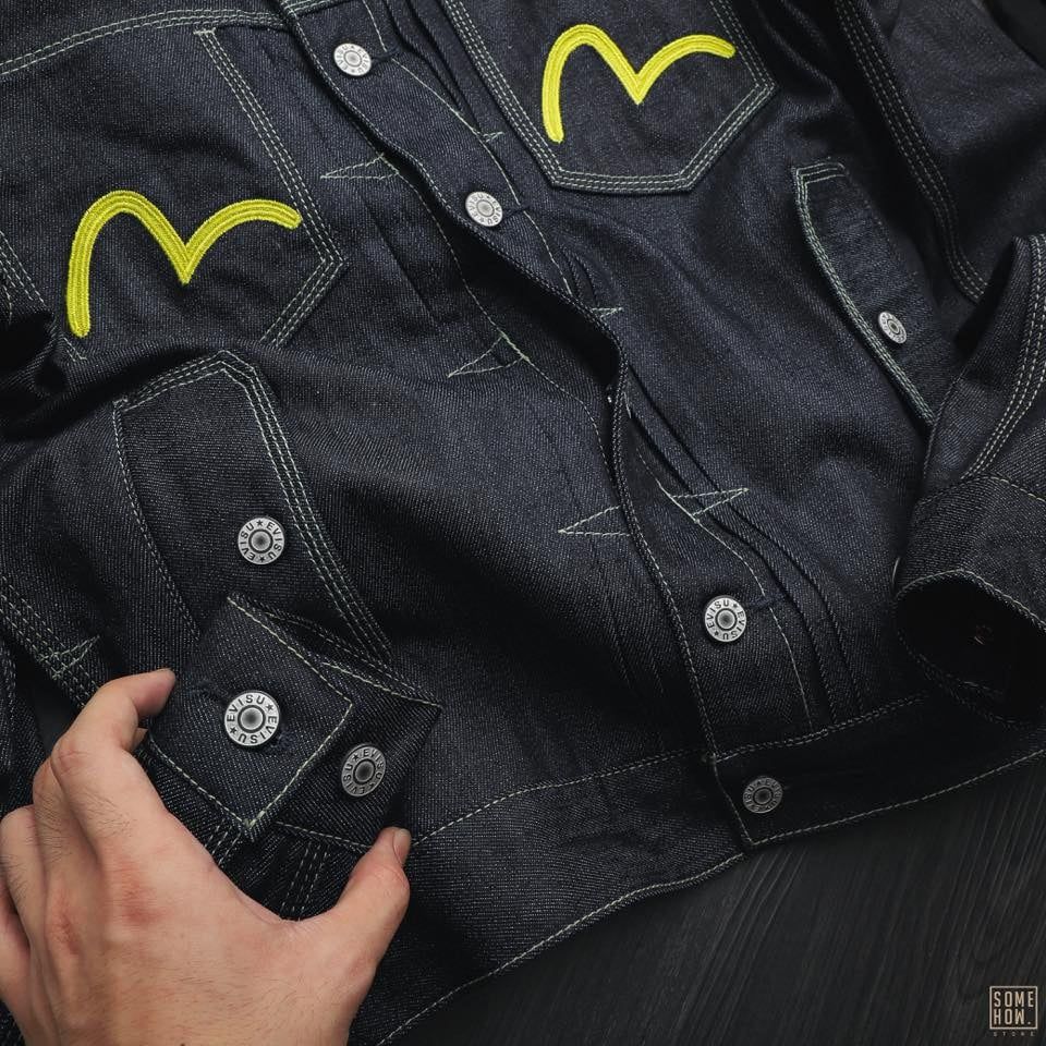Khoác Jean Evisu Lưng Chữ