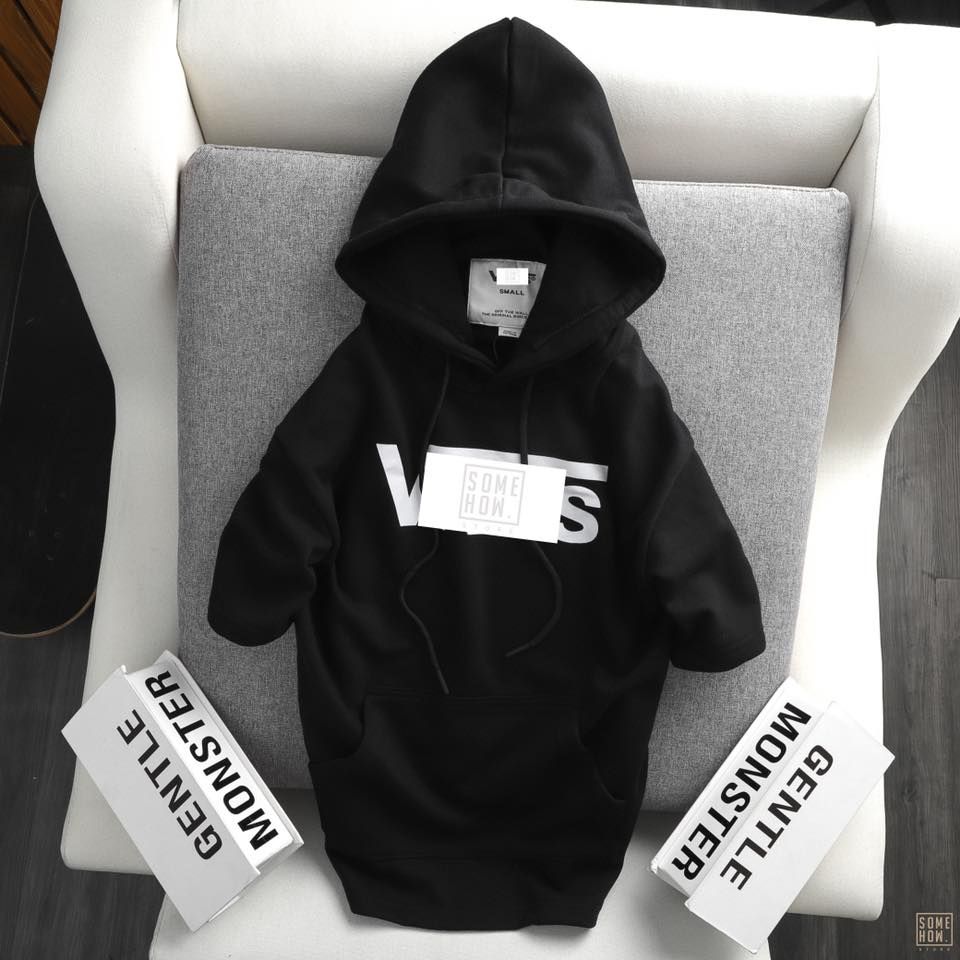 Hoodies V.ans Ngắn Tay