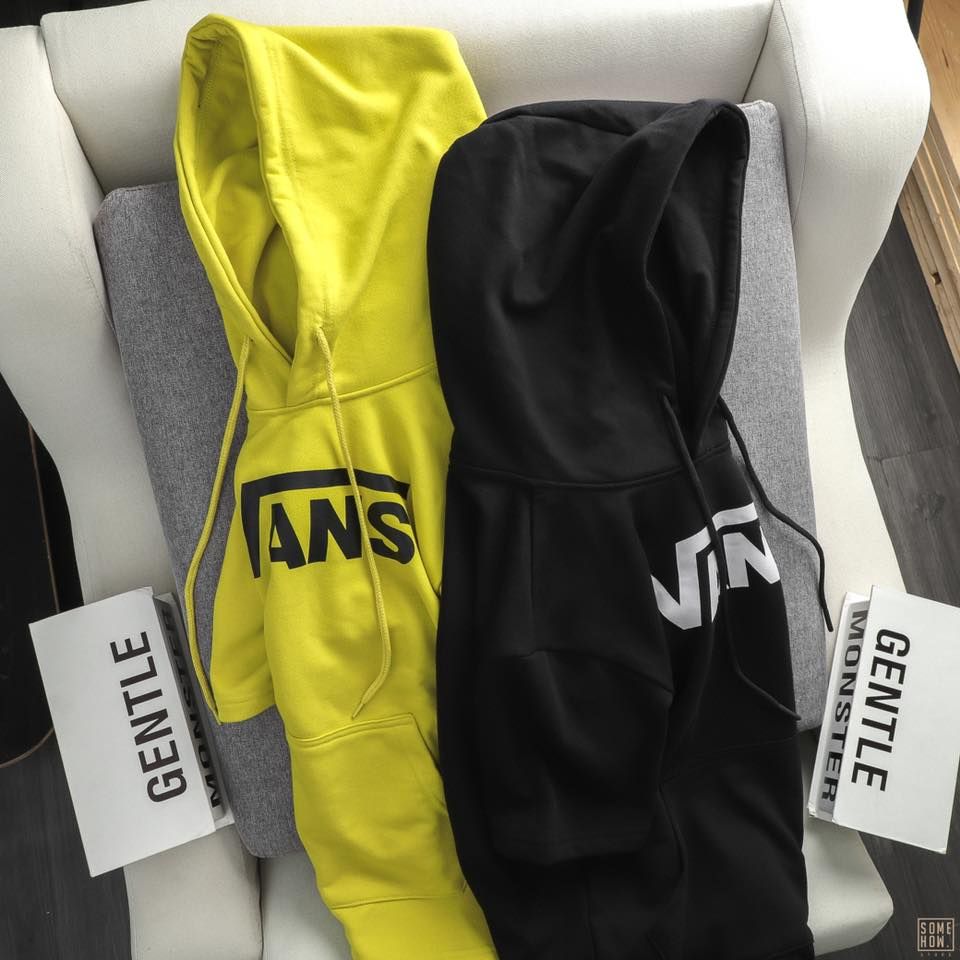 Hoodies V.ans Ngắn Tay
