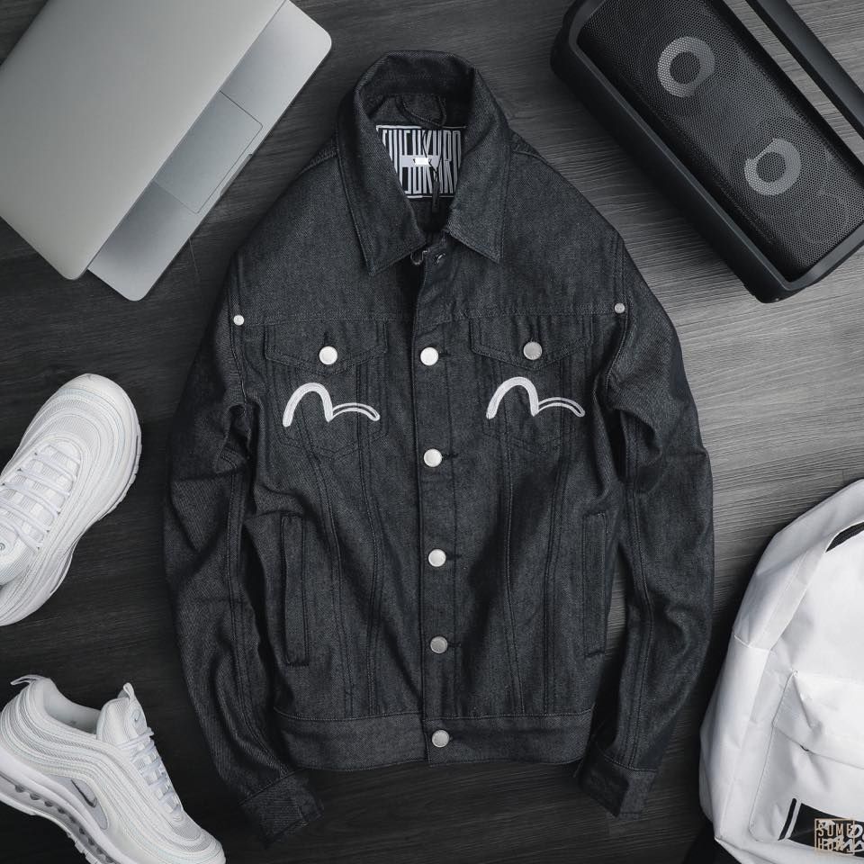 Khoác Jean Evisu Hình Trắng