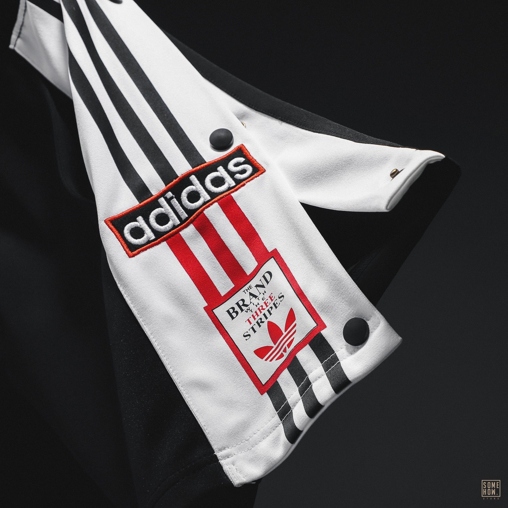 Short Das Thêu Logo 2M