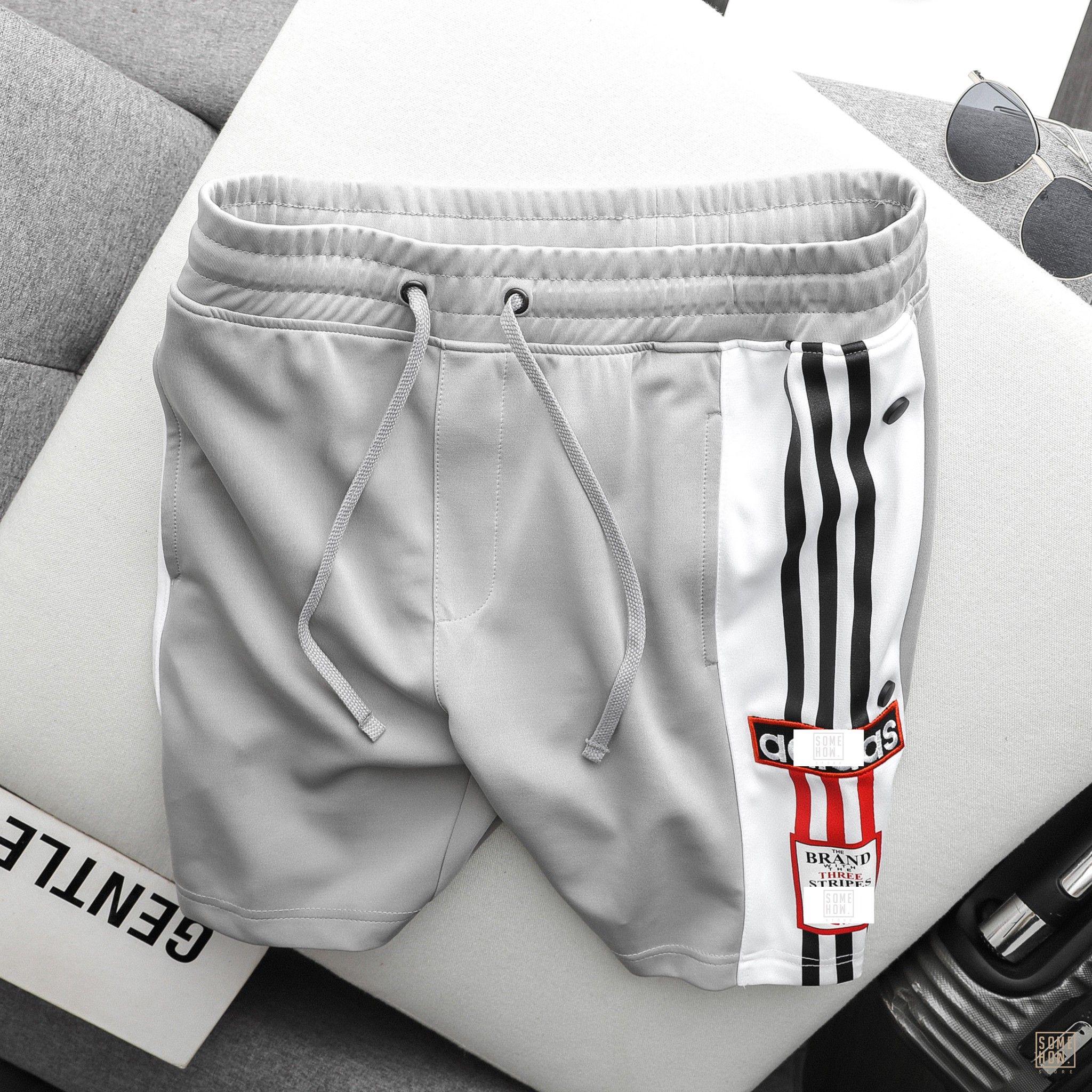 Short Das Thêu Logo 2M