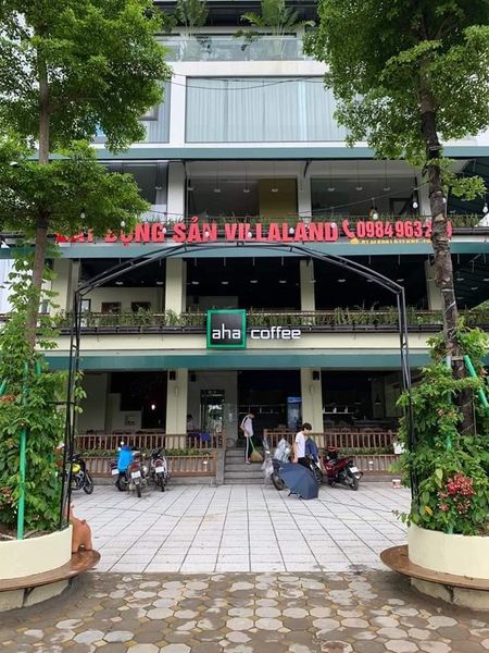 Hệ thống âm thanh cho AHA Cafe khu đô thị Thanh Hà, Amply 4 - 6 vùng âm lượng, loa được thiết kế riêng cho quán, bật lớn không tạp âm, miễn phí công lắp đặt, bảo hành dài hạn 5 năm.