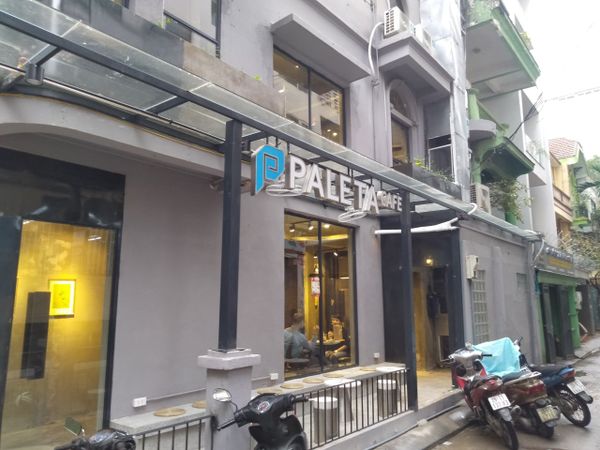 Loa Goldsound lắp đặt tại Paleta Cafe, cơ sở 118 - Nguyễn Khánh Toàn, Amply 4 - 6 vùng âm lượng, loa vệ tinh thùng gỗ, miễn phí vận chuyển lắp đặt, bảo hành dài hạn 5 năm.