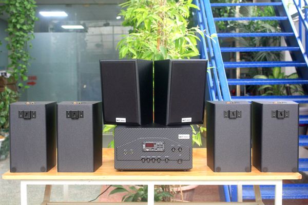 [Diện tích 120m2 + 02 Kênh] A907W Goldsound 2 vùng âm lượng 900w + 6 loa Goldsound V40C 40w, loa được thiết kế riêng cho quán, bật lớn không tạp âm, miễn phí công lắp đặt, bảo hành dài hạn 5 năm.