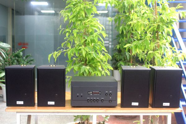 [Diện tích 80m2 + 02 Kênh] A907 Goldsound 2 vùng âm lượng 900w + 4 loa Goldsound V55C 55w, loa được thiết kế riêng cho quán, bật lớn không tạp âm, miễn phí công lắp đặt, bảo hành dài hạn 5 năm