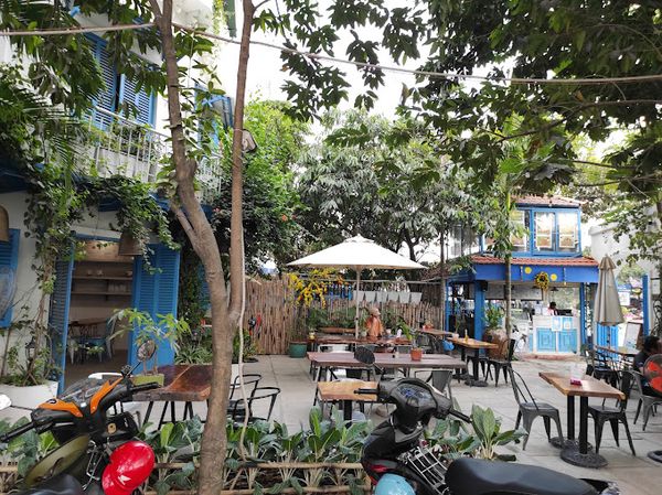 Goldsound thi công âm thanh cho Dolphy Café 03 Nguyễn Văn Hưởng, Quận 2