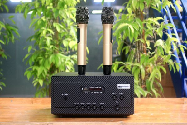 Amply A907Mi_DA ( Công suất 900w, tích hợp Micro không dây, đủ kết nối Bluetooth, RCA, AV, USB) chuyên dụng cho quán cafe Acoustic, hát karaoke...)