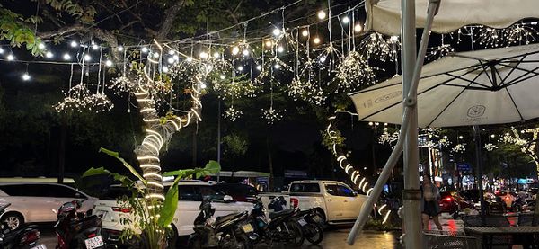 Loa cho Confetti Kafe and Restaurant, Amply 4 - 6 vùng âm lượng, loa được thiết kế riêng cho quán, bật lớn không tạp âm, miễn phí công lắp đặt, bảo hành dài hạn 5 năm.