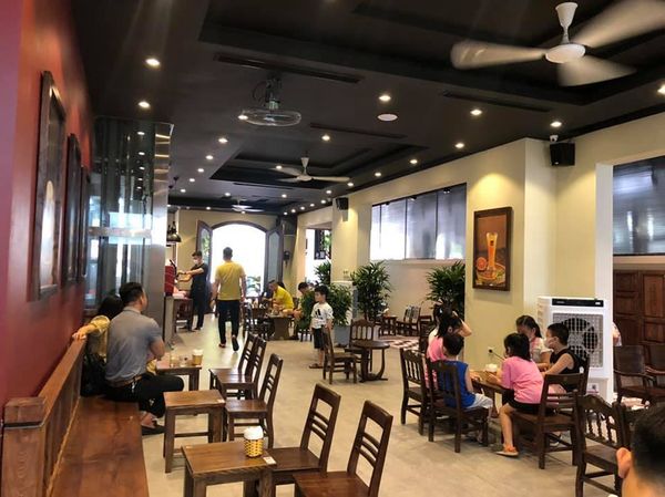 Hệ thống âm thanh cho Aha Cafe Vinhomes Riverside, Amply 4 - 6 vùng âm lượng, loa được thiết kế riêng cho quán, bật lớn không tạp âm, miễn phí công lắp đặt, bảo hành dài hạn 5 năm.