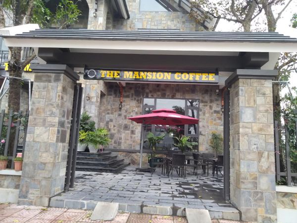 Loa sân vườn Goldsound lắp đặt âm thanh cho quán The Mansion Coffee