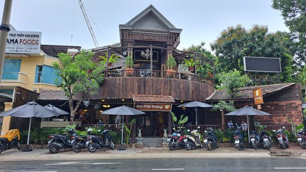 Loa cho quán Cà Phê Trứng 3T - Garden Saigon, Amply 4 - 6 vùng âm lượng, loa được thiết kế riêng cho quán, bật lớn không tạp âm, miễn phí công lắp đặt, bảo hành dài hạn 5 năm.